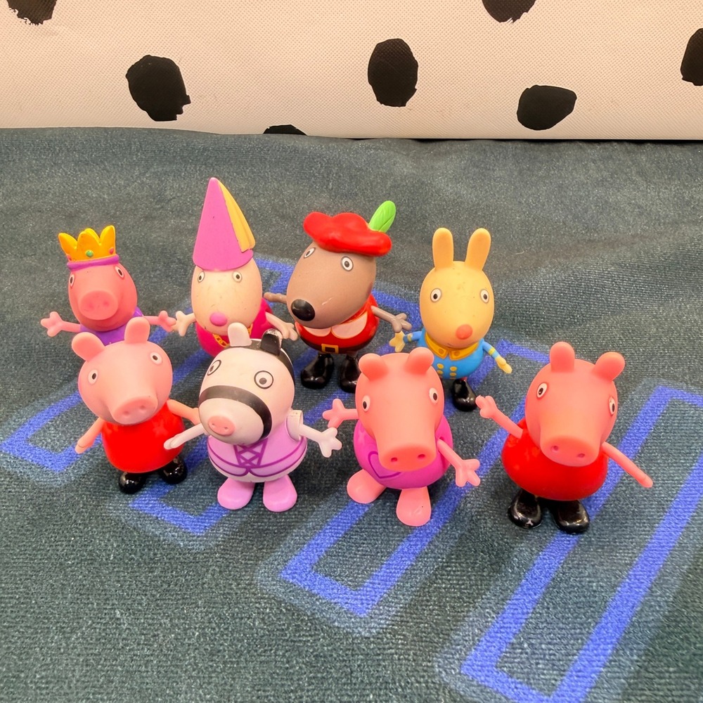 Peppa Pig Fancy Dress Party Figure Lot of 8 Zoe Kimono Danny Pirate Pedro